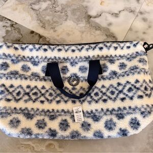 NWT PINK Victoria's Secret Blue and White Fleece Weekender Tote